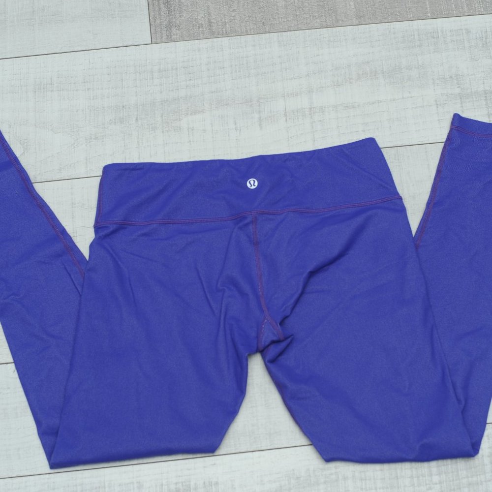 Lululemon Wunder Under size 8 full length Purple
